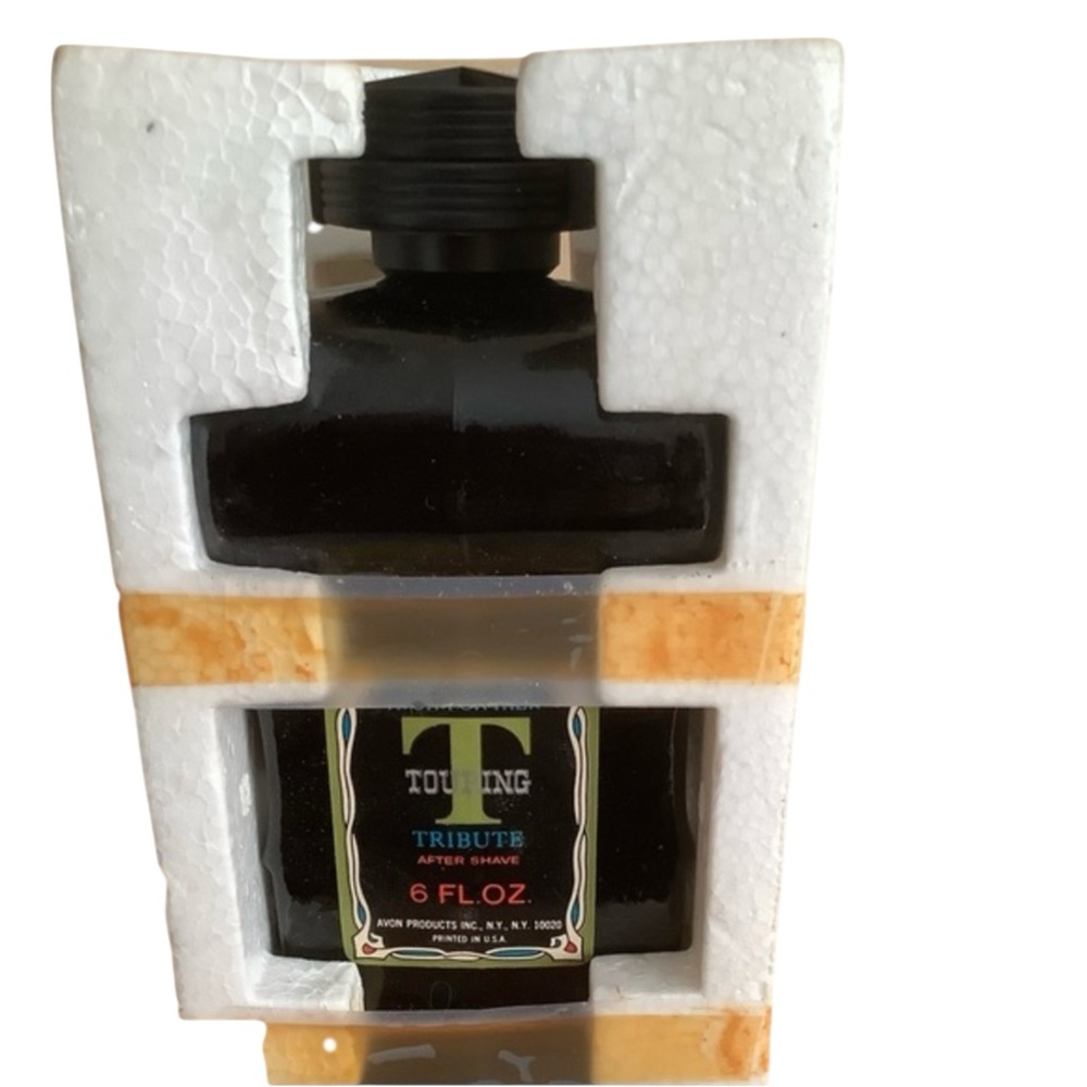 Vintage Avon Tribute touring  T cologne after shave 6 oz full
